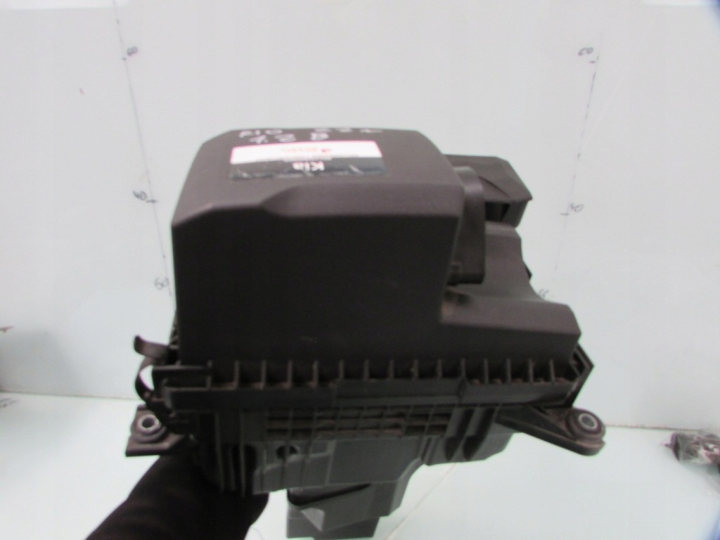 Kia rio iv 1.2 22r рестайлинг  корпус фильтра воздуха впуск воздухозаборник 28210-h8300 Цена