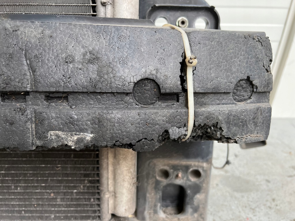 фото №5, Pas передний радиатор fiat 500 1.3 d