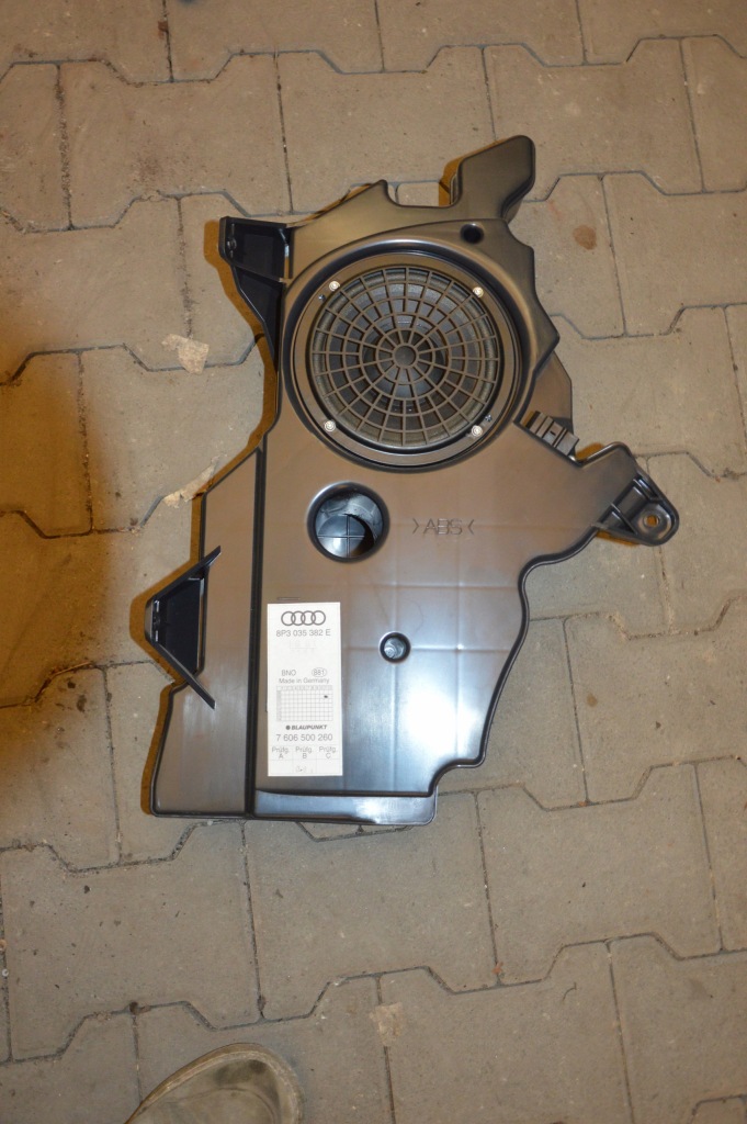 фото №1, Audi a3 8p fl 3d сабвуфер 8p3035382e