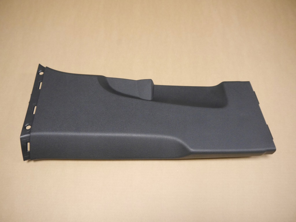 фото №1, Audi q3 83a захист стійка 83a867240