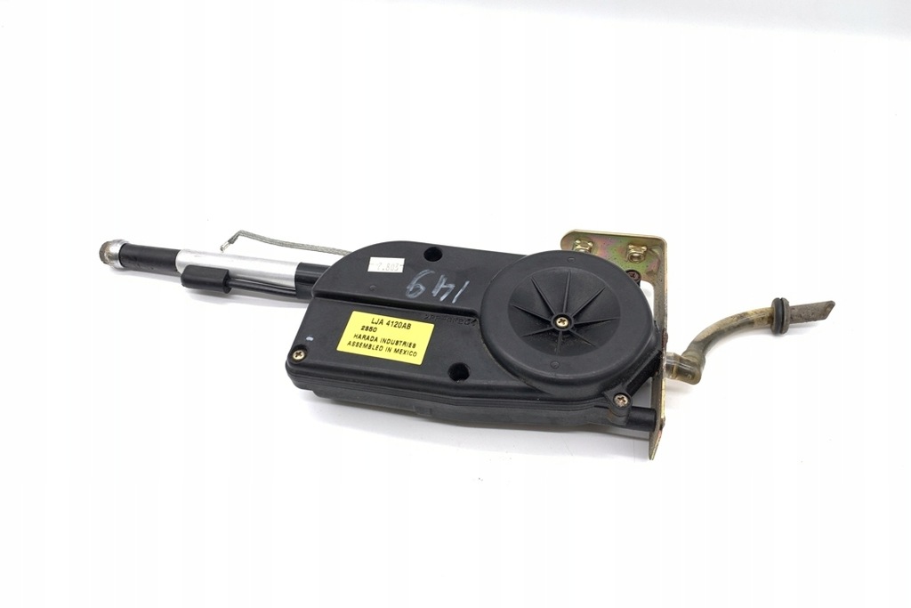 фото №8, Антена jaguar xk 8 convertible x100 lja4120ab 4.2l бензиновий 219kw 2003