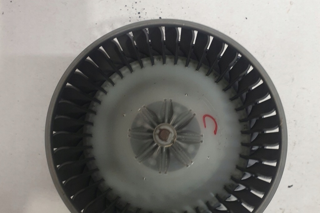 фото №7, Моторчик отопителя toyota corolla _e12_ 0130101601 1.6l бензиновый 91kw