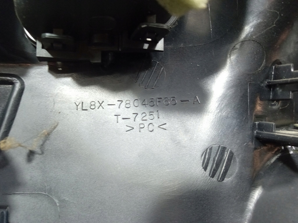 фото №5, Mazda tribute i ep 00-04 рамка захист радіо консолі центральної