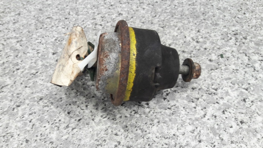 фото №1, Citroen jumpy scudo 1.6 кронштейн подушка двигуна