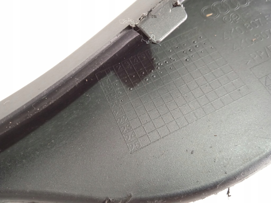 фото №12, Накладка спойлер бампер задняя audi a6 c8 4k0807521d