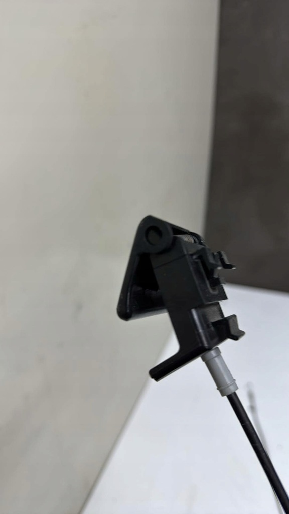 фото №3, Трос тяга открывания капот mazda rx8 rx-8