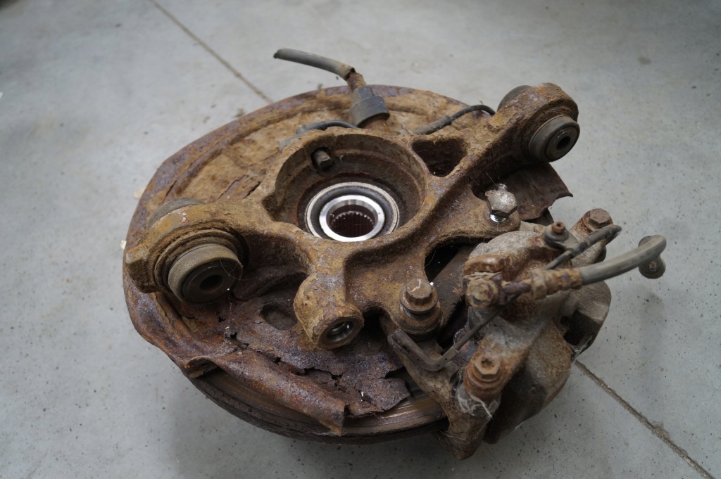 фото №8, Ступица поворотный кулак правый задняя land rove discovery iii