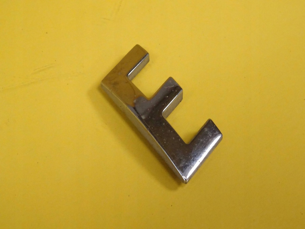 фото №6, Значок эмблема надпись крышки задняя mini one cooper r50 53 nr612