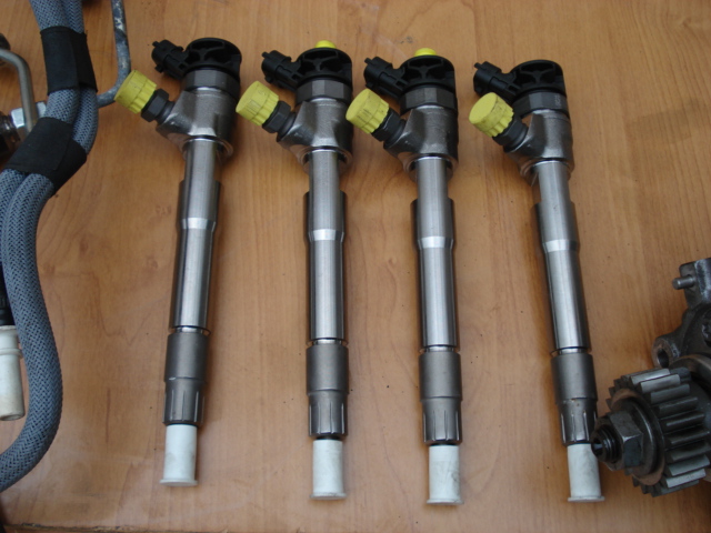 фото №10, Renault trafic iii vivaro 2.0 dci eu6 blue трубка впрыскная 175219059r 5xy