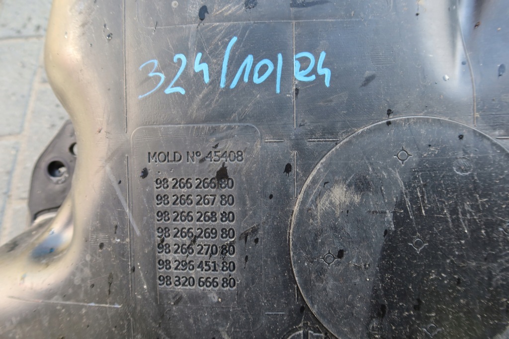 Купити Bak бак citroen ds peugeot 9826626680 9826626780