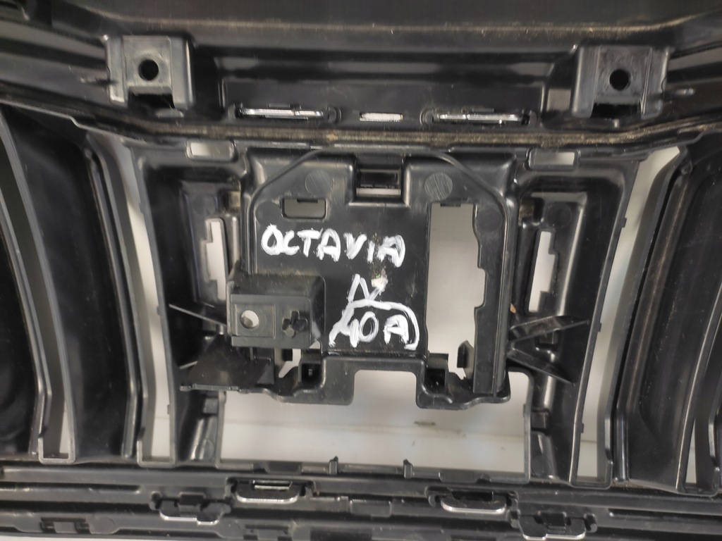 фото №8, Skoda octavia iv 5e3 решётка радиатора решётка радиатора радиатора перед 2020- 5e3853653