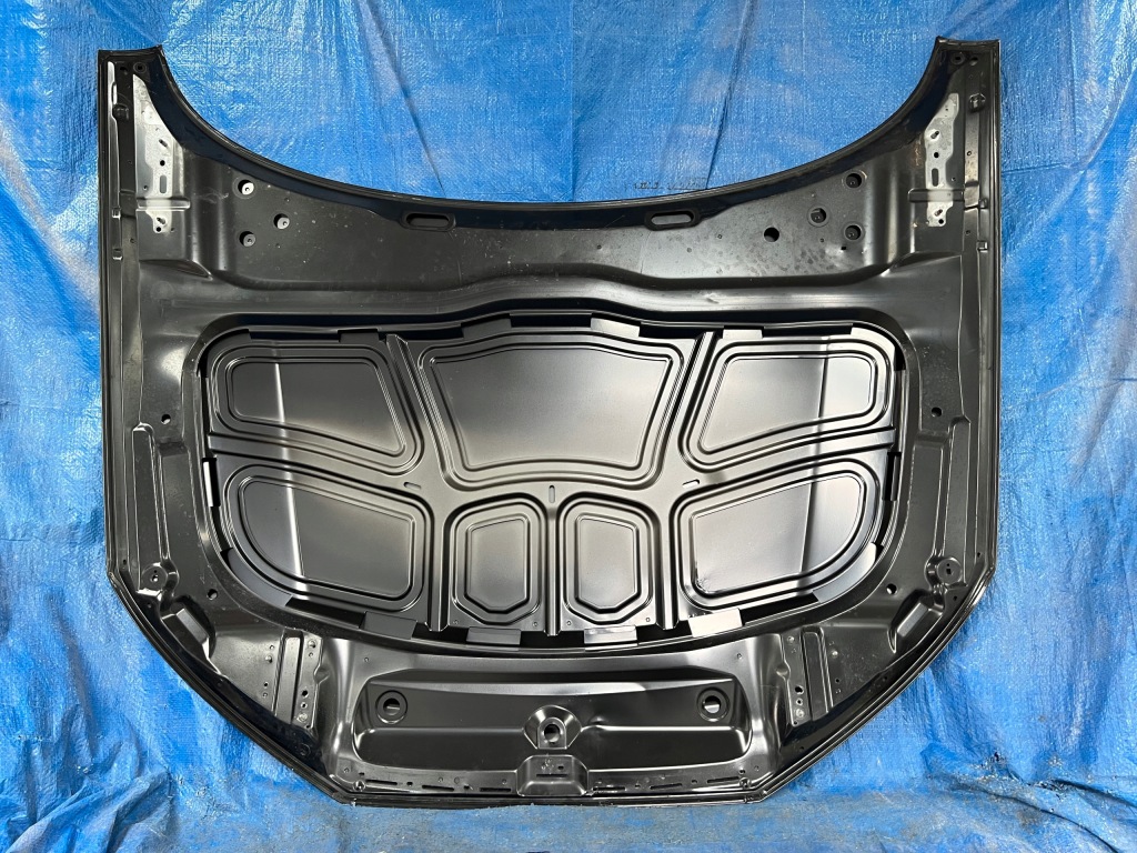 фото №3, Audi a4 b9 капот