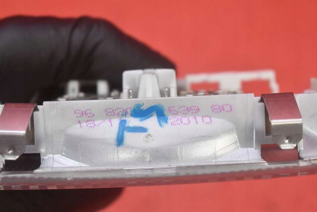 фото №8, Лампа освітлення салону задня 9682063980 peugeot 5008 1 i 09-13