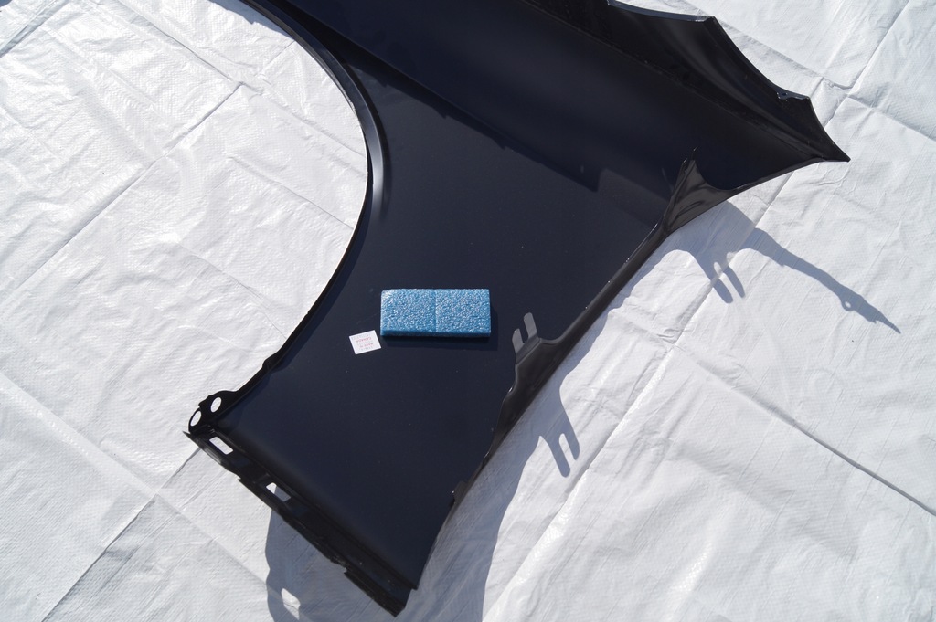 фото №10, Крила перед передній правий dodge challenger canad