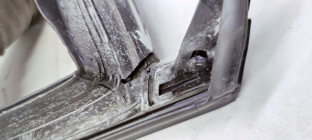 фото №11, Прокладка дверь левый задняя audi q7 4m 4m0839431