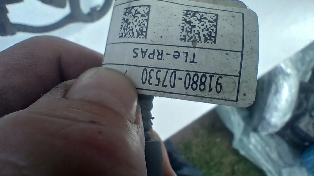 фото №6, Джгут бампера задня 4pdc toyota auris ii 91880-d7530