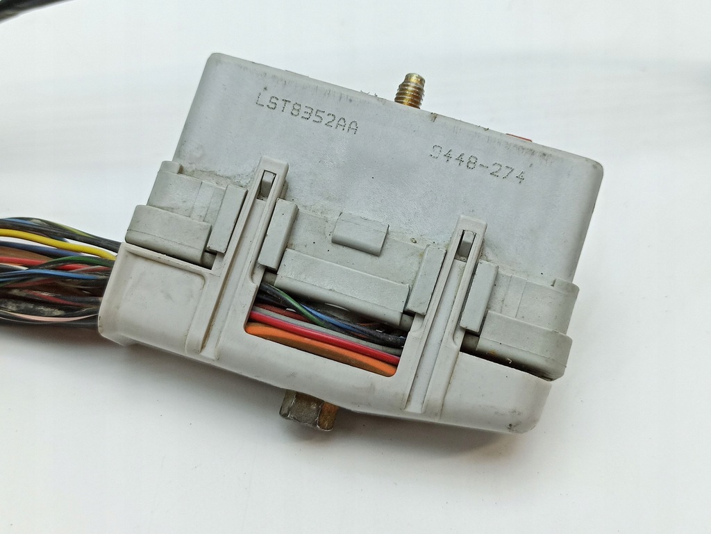 фото №7, Jaguar xj x300 штекер з'єднувач модуля abs lst8352aa