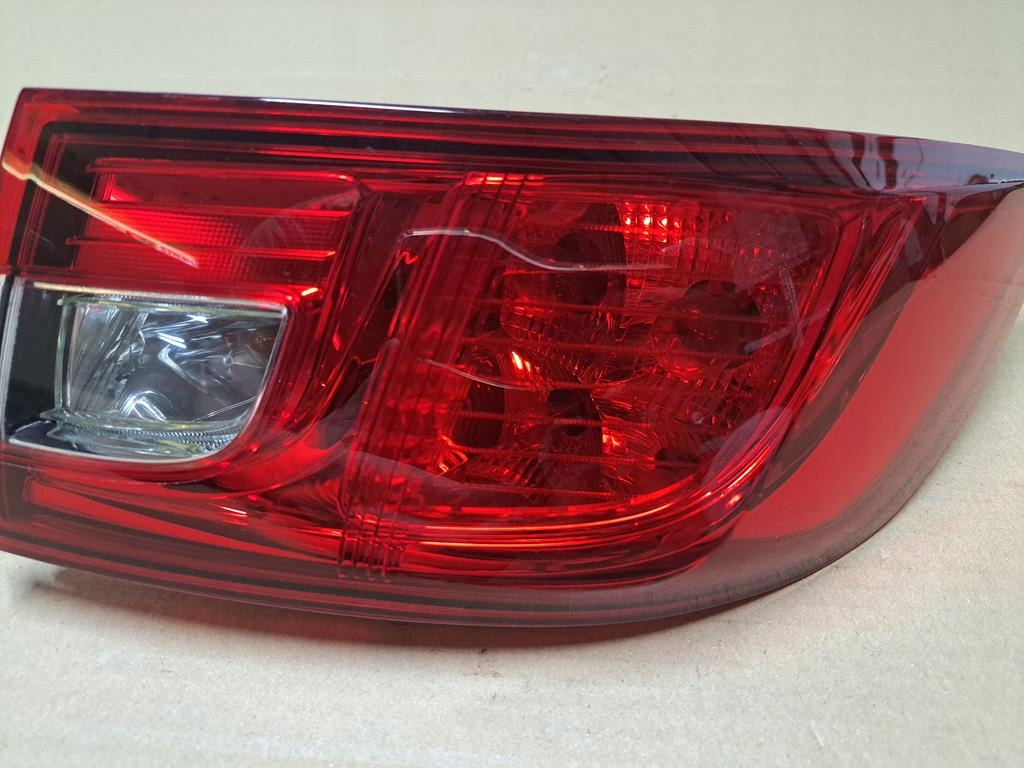 фото №3, Лампа задняя правая renault clio iv 265506608r
