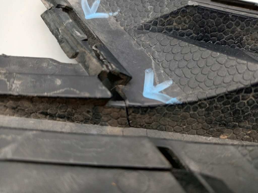 фото №13, Vw caddy iii 3 lift 2015- решётка решётка радиатора бампера правая перед 2k5853666b ÷