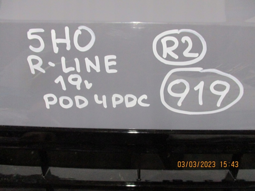 Бампер vw golf viii 5h0 r-line під  4 pdc передній Ціна