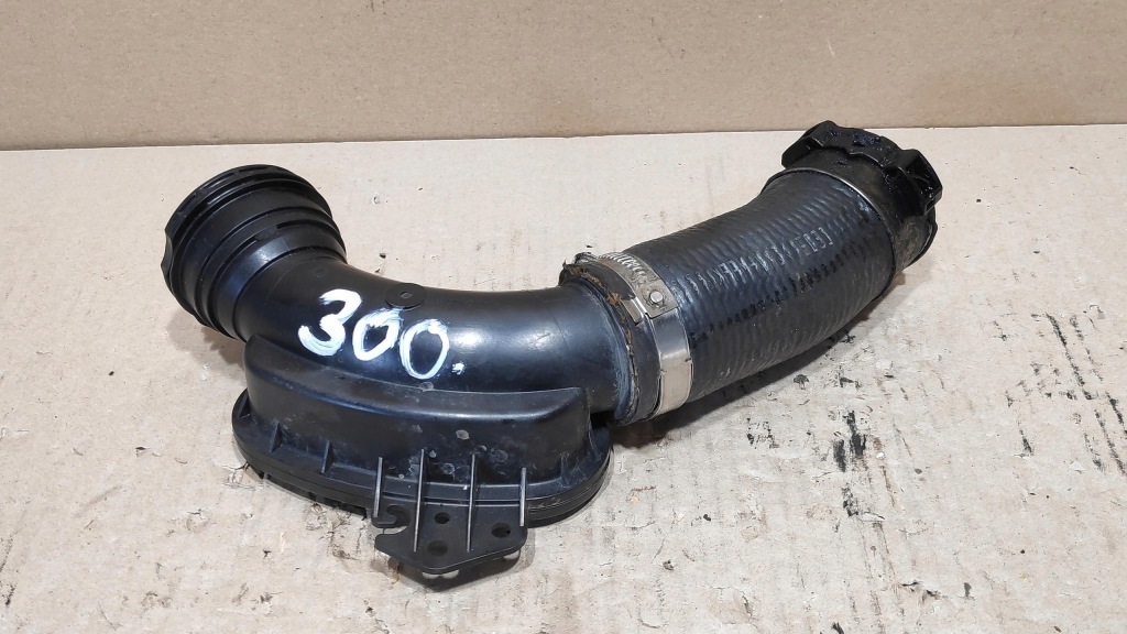 Купити Патрубок шланг труба повітря інтеркулер 2.0d range rover evoque gj326c780