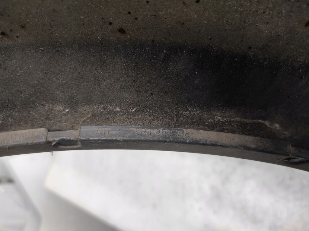 Audi q5 8r 1 1 08- крыло  правый  перед Киев