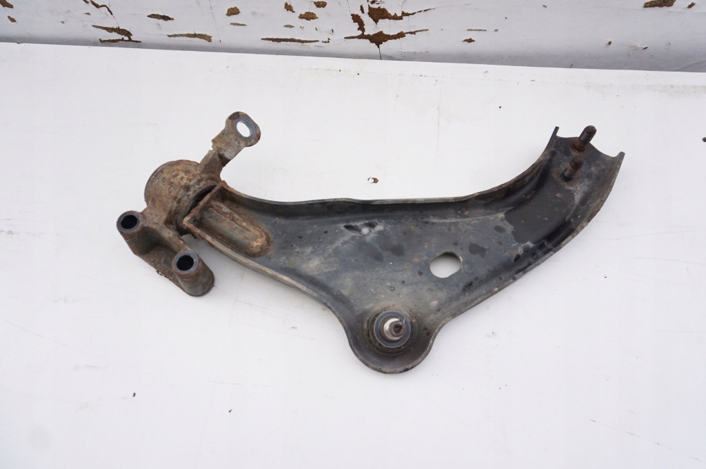 фото №1, Рычаг правый перед mini r56