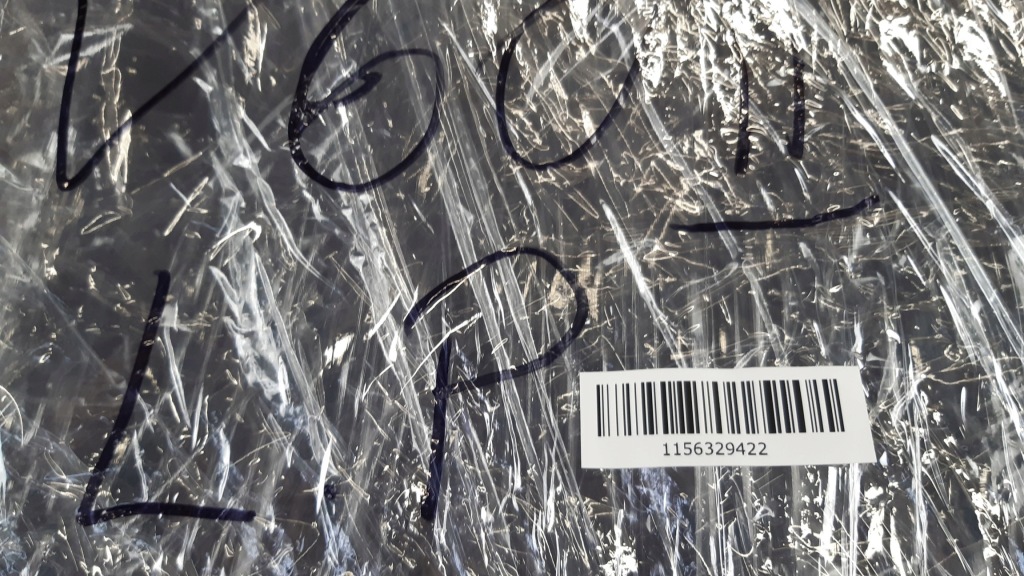 Volvo v60 ii обивка спинка сиденье левый перед 32248817, 31377308 в Украине