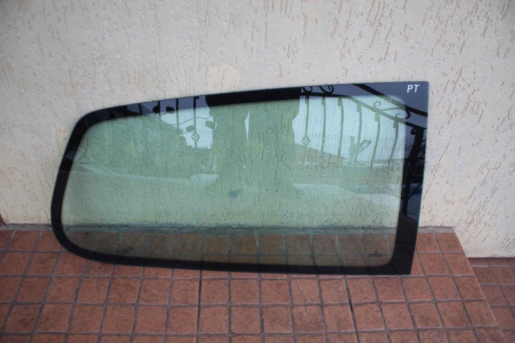 фото №1, Стекло кузовная правая правый задняя vw fox