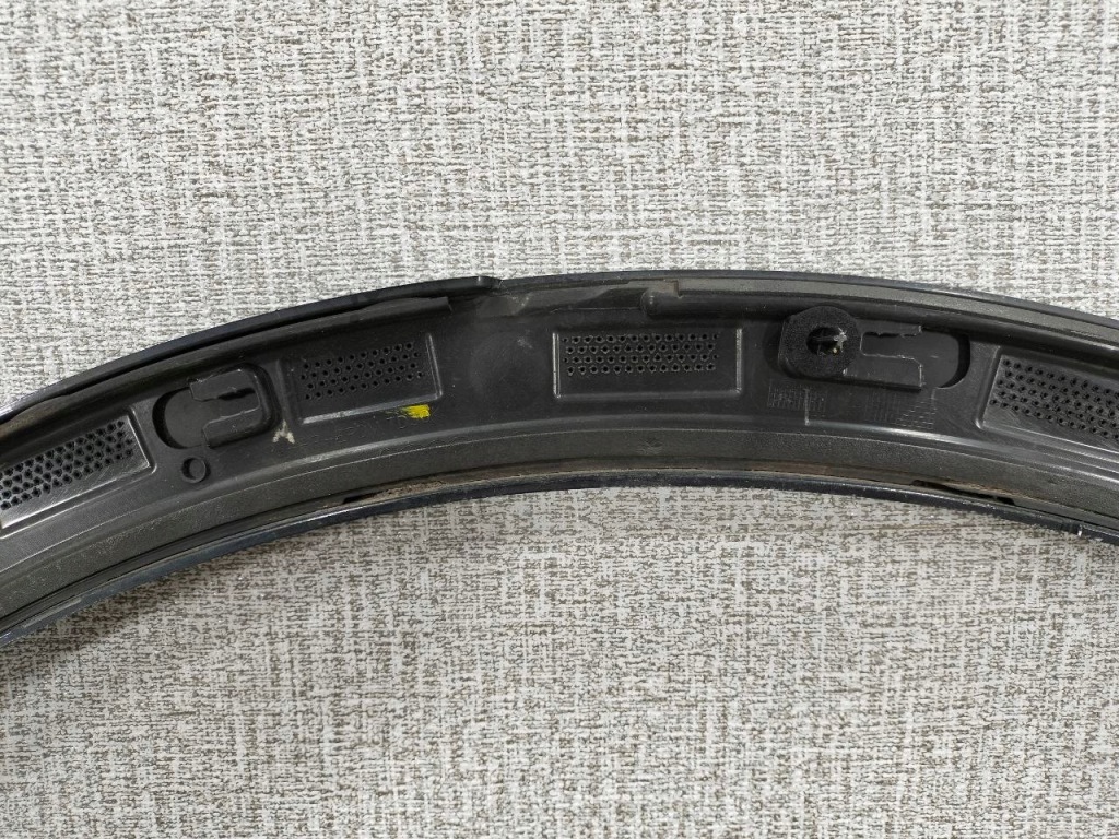 Audi q3 2 83a 2018- молдинг крыла правая задняя 83a853818a Цена