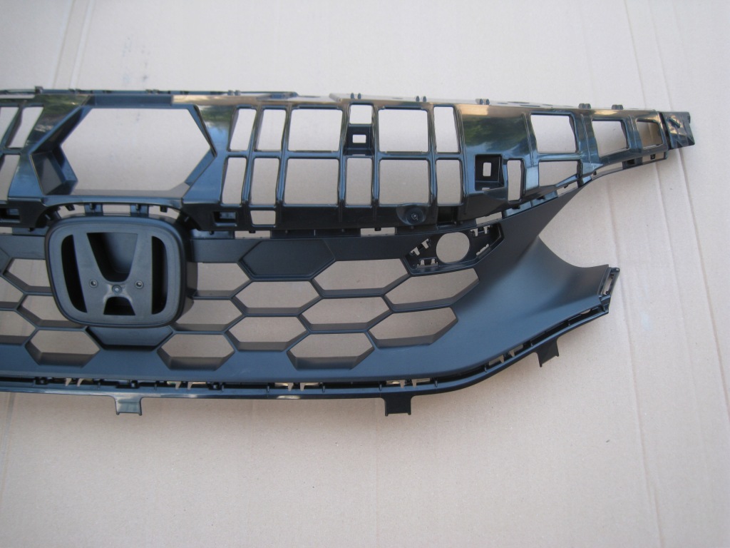 Купити Решітка  решітка радіатора honda civic xi 2022-2025r новий model оригінал