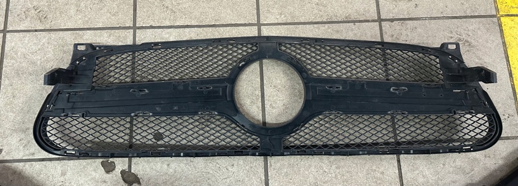 фото №4, Решітка радіатора, решітка радіатора mercedes gla w-156 lift 45 amg