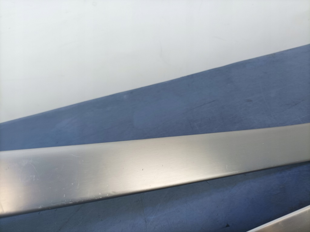 фото №6, Audi a4 b7 avant декори двері панелі алюміній