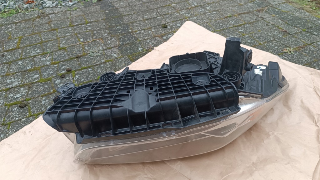 Ford kuga mk2 рестайлинг  фара правый  с led европа оригинал акция хорошее состояние cala с Разборки