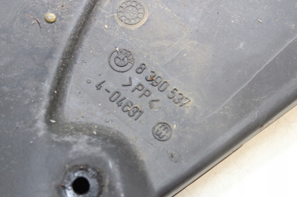 фото №4, Канал повітря лівий bmw e38 8390537 капот