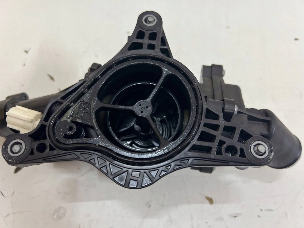 фото №11, Mazda 2 dj 2014- 1.5 skyactiv термостат