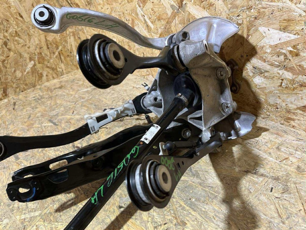 Поворотний кулак ступиця важелі привідний вал ліва задній bmw x5 g05 x6 g06 23r 8km 6876653 Оригінал