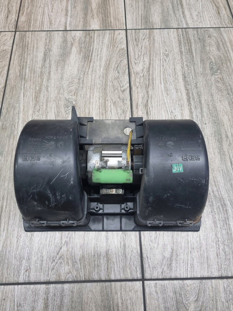 фото №1, Моторчик воздуходувка вентилятор отопителя renault magnum dxi 12 13 оригинал