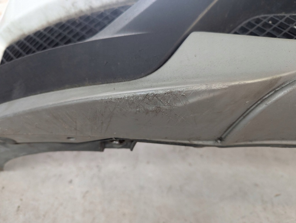 фото №13, Bmw x1 e84 lift 2012-2015 бампер перед передний kompletny белый