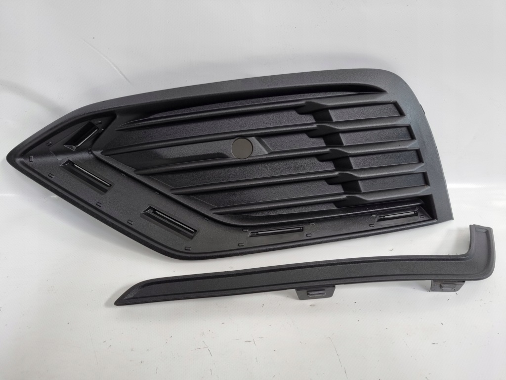 фото №1, Volvo v60 ii s60 ii левая решётка бампера