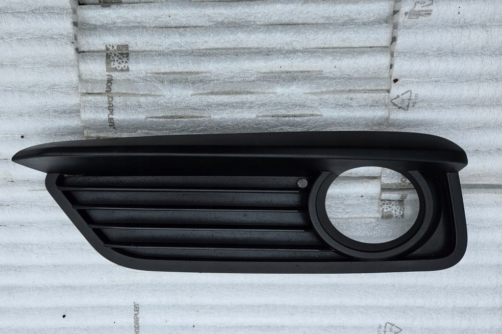 Решётка бампера левая bmw 1 f20/21 51117371665 с Разборки
