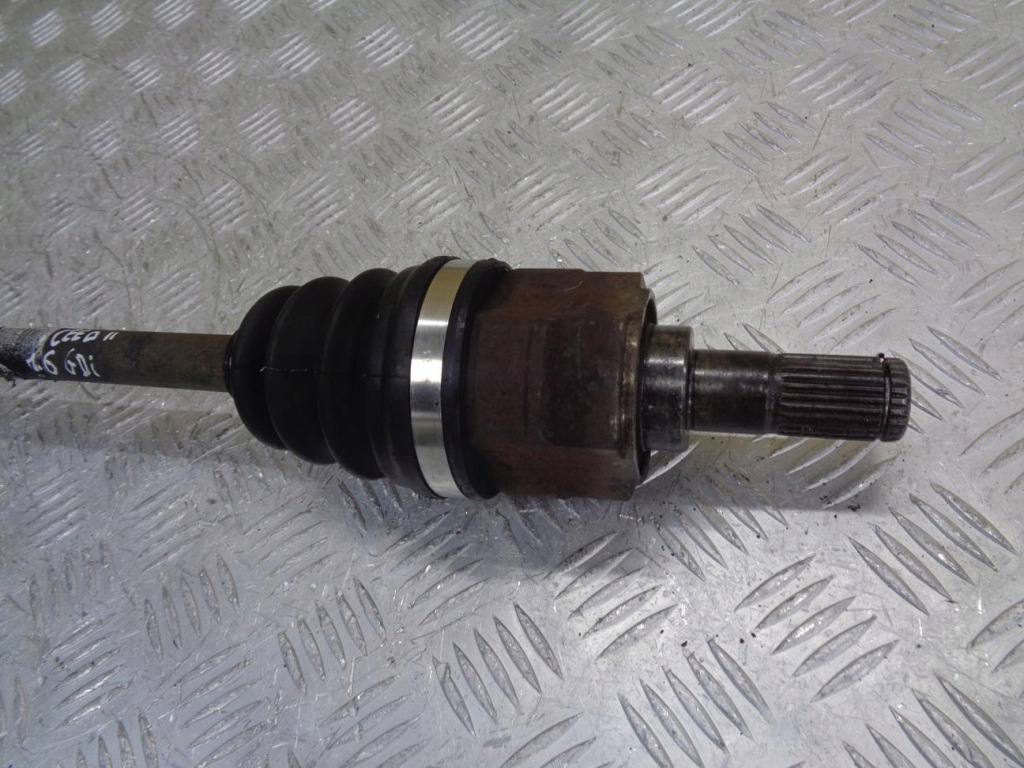 фото №3, Приводной вал левая короткий kia ceed 2 ii 1.6 gdi 2012- 49500a6300