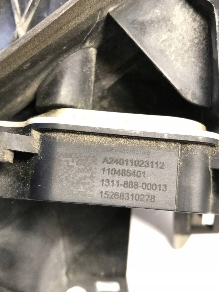 Tesla model s 2016 перед лівий впуск /канал повітря інтеркулер 105785100g Доставка