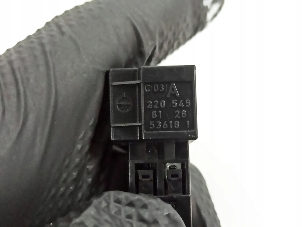 фото №14, Mercedes-benz c w203 2004 панели управление, переключатели