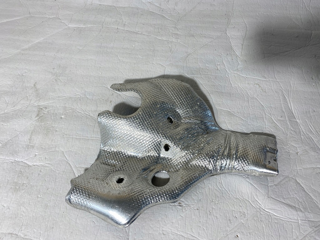 фото №1, Audi a4 b9 захист теплова 8w1804163c