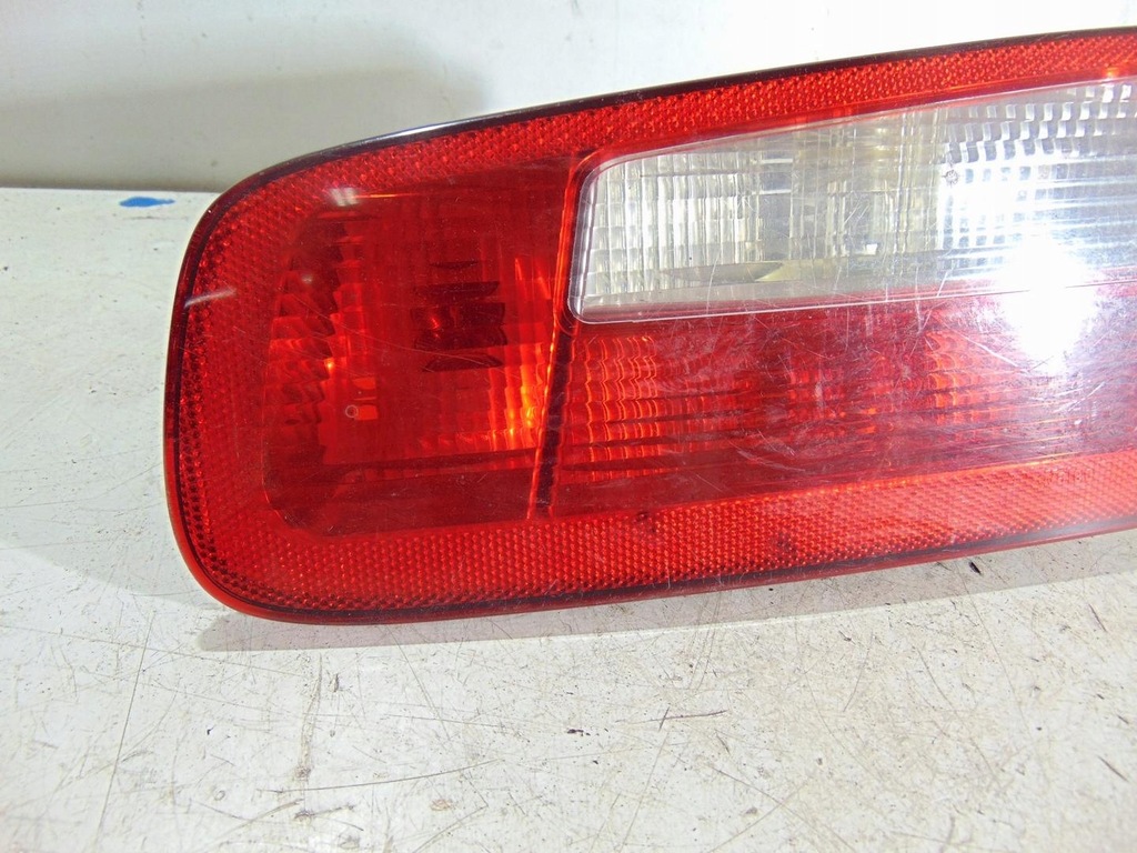 фото №3, Лампа права задня задня кришки renault laguna ii