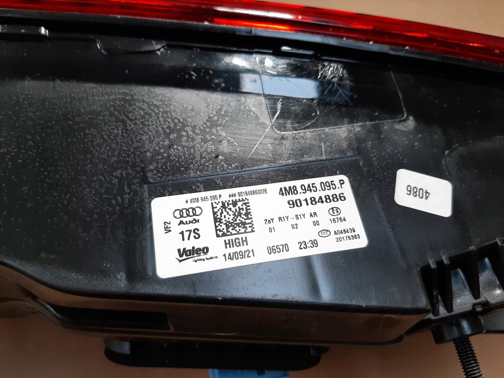 фото №10, Audi q8 rsq8 задняя лампа 4m8945695b 4m8945095p led