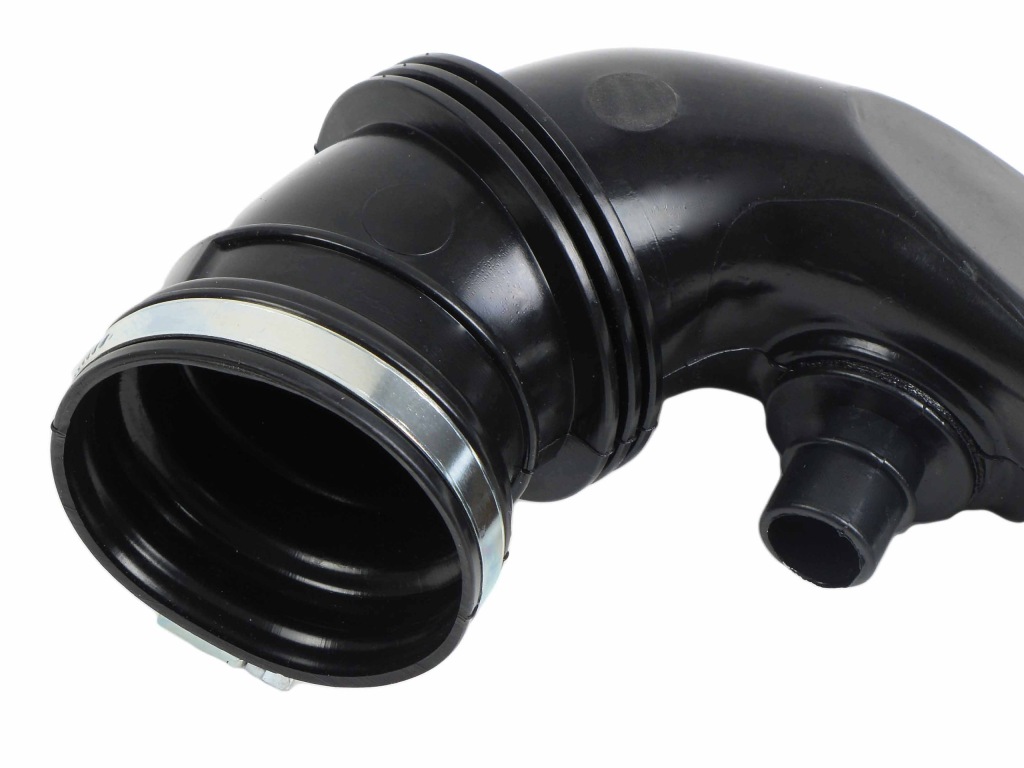 Шланг труба пабтрубок  фильтра воздуха alfa romeo mito 1.3 multijet 51904555 в Украине