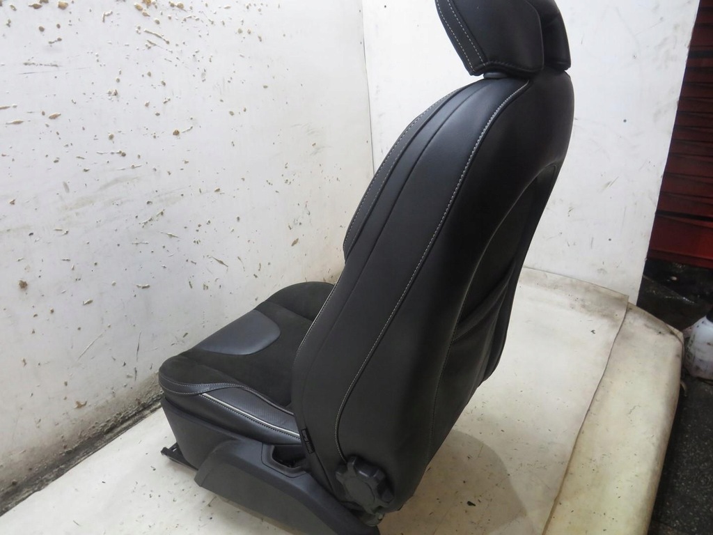 фото №7, Сидіння лівий передній перед напівшкіра volvo v40 ii