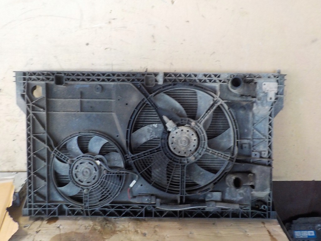 фото №1, Renault master радіатор з вентилятори